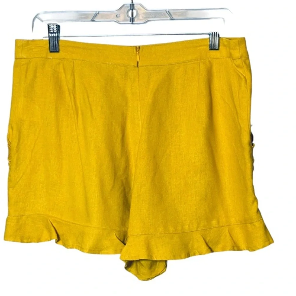 June & Hudson Nordstrom mustard yellow linen blend shorts